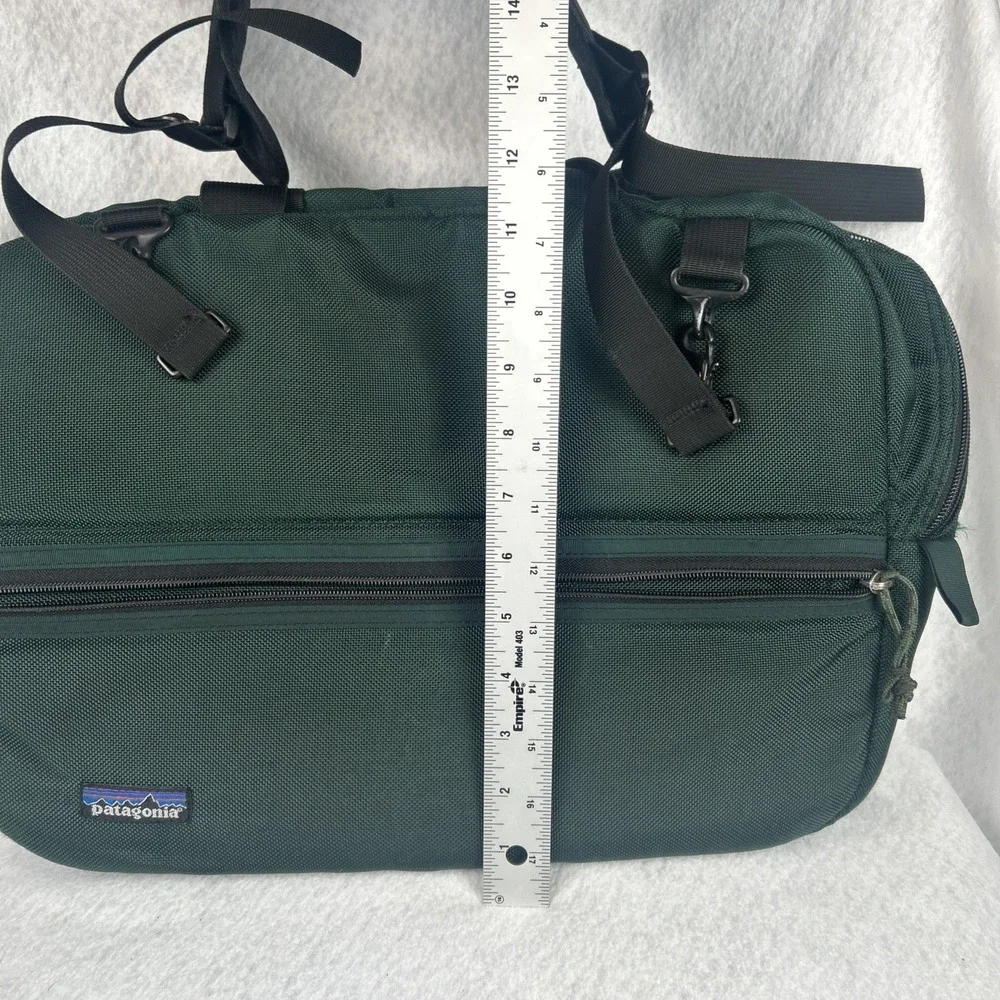 Patagonia Vintage Briefcase Green Made‎ In USA Crossbody Straps Travel Work